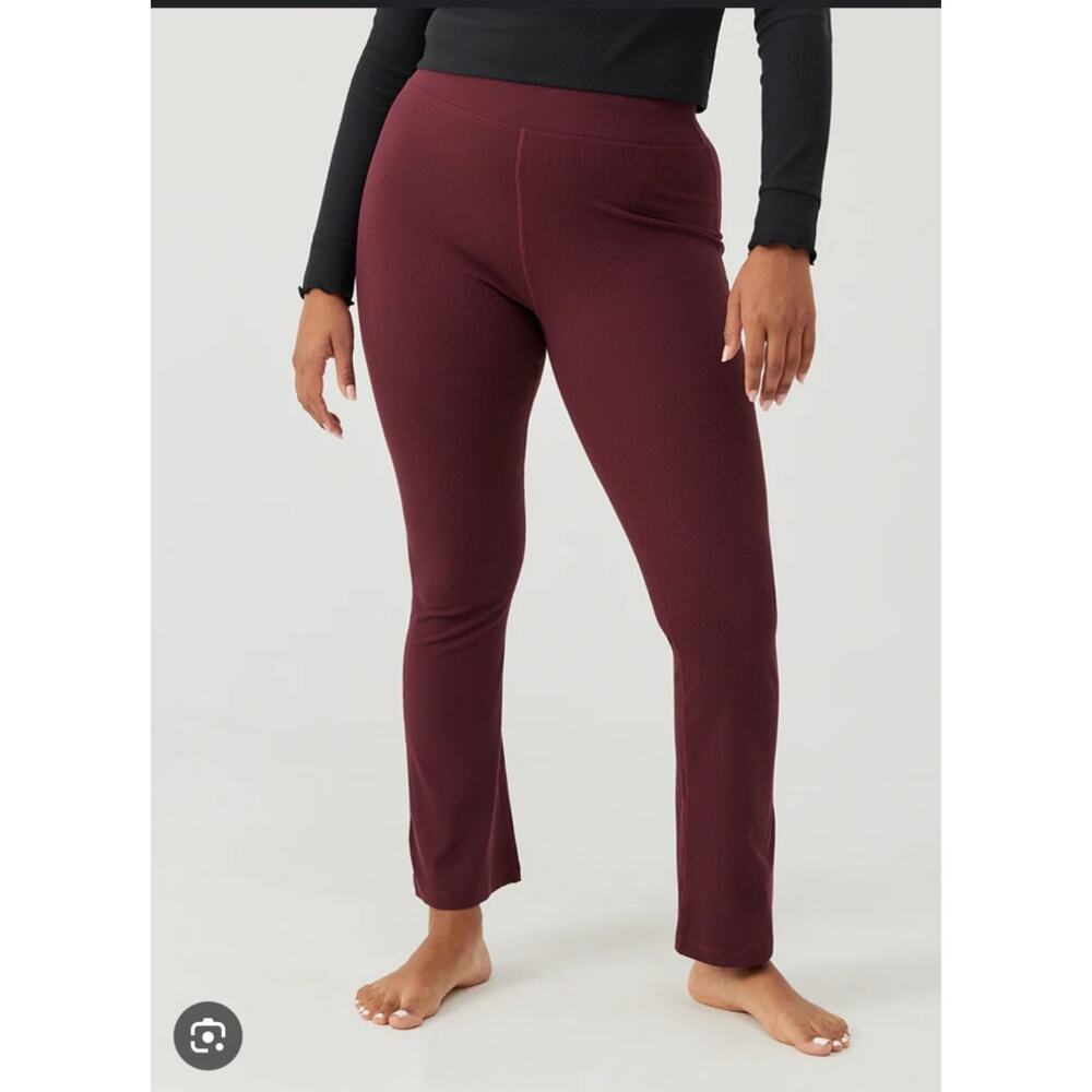 Outdoor Voices Kick Flare Legging
